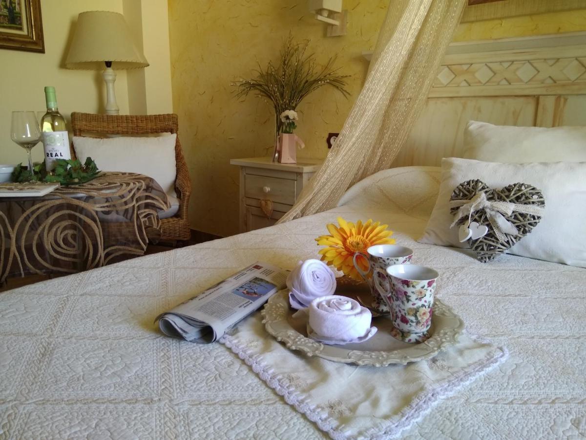 Laurel De La Reina Bed & Breakfast - Boutique 라 수비아 외부 사진